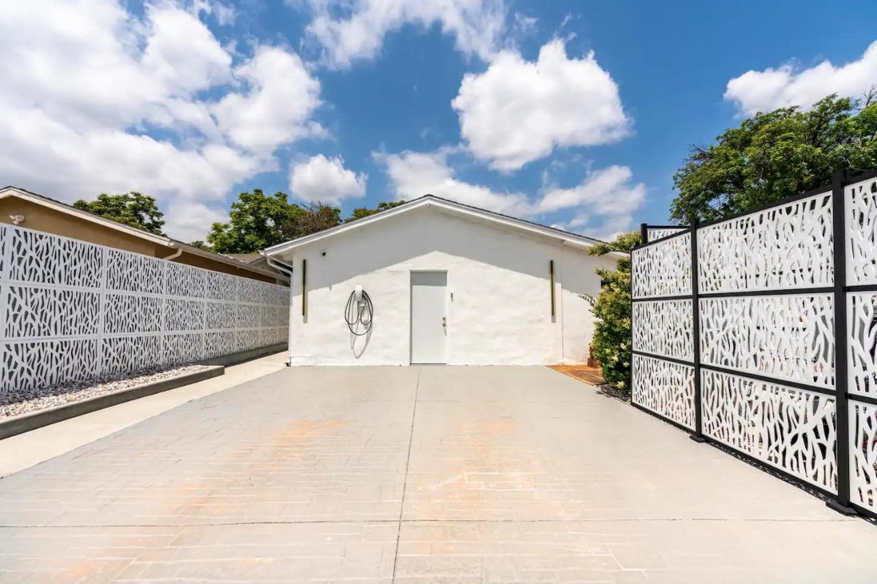 New Luxury Entertaining House With Pool Spa Sauna Tesla Charger Pets Los Angeles Eksteriør billede